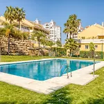Hanami Puerto Alto Pa 4-12 Apartment Estepona